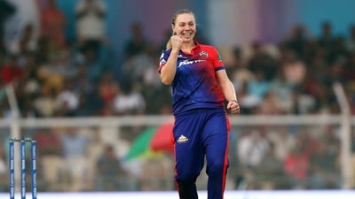 Mumbai, Mar 05 (ANI): Delhi Capitals Tara Norris celebrates the dismissal of Royal Challengers Bangalore's Richa Ghosh during their match in Women's Premier League (WPL), at Brabourne Stadium, in Mumbai on Sunday. (ANI Photo) (Women's Premier League (WPL) Twi) Mumbai, Mar 05 (ANI): Delhi Capitals Tara Norris celebrates the dismissal of Royal Challengers Bangalore's Richa Ghosh during their match in Women's Premier League (WPL), at Brabourne Stadium, in Mumbai on Sunday. (ANI Photo) (Women's Premier League (WPL) Twi)