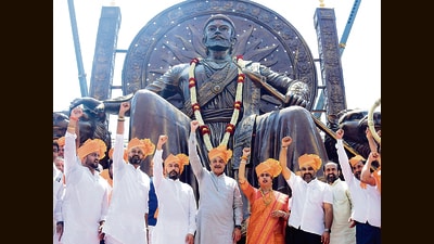 Congress MLA from Belagavi Rural, Laxmi Hebbalkar, holds a ceremony at Rajhunsgad near Belagavi to unveil the same statue again on Sunday Congress MLA from Belagavi Rural, Laxmi Hebbalkar, holds a ceremony at Rajhunsgad near Belagavi to unveil the same statue again on Sunday