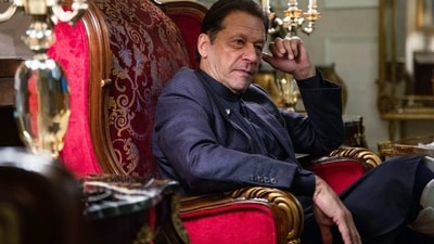As cops arrived at Imran Khan's residence in Lahore, the former Pakistan Prime Minister tweeted how Pakistan has been turned into a banana republic. (Bloomberg) As cops arrived at Imran Khan's residence in Lahore, the former Pakistan Prime Minister tweeted how Pakistan has been turned into a banana republic. (Bloomberg)