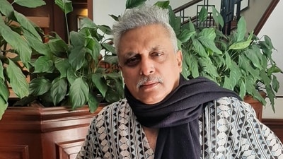 Piyush Mishra recalled a traumatic incident of his life in a new interview.