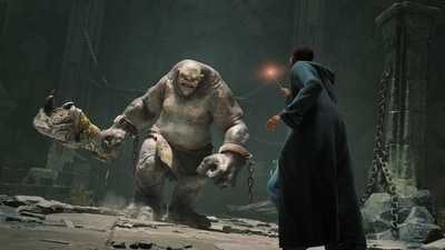 Fighting trolls in Hogwarts Legacy Fighting trolls in Hogwarts Legacy