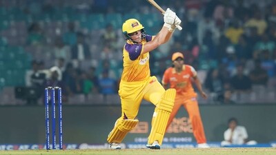 Grace hit two sixes and a four off Annabel Sutherland to clinch victory. (Women's Premier League (WPL) Twi) Grace hit two sixes and a four off Annabel Sutherland to clinch victory. (Women's Premier League (WPL) Twi)