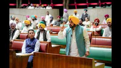 Bajwa and other Congress MLAs sought an apology from the CM alleging that he threatened the opposition legislators and leaders with vigilance bureau cases. (HT Photo) Bajwa and other Congress MLAs sought an apology from the CM alleging that he threatened the opposition legislators and leaders with vigilance bureau cases. (HT Photo)