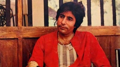 Coolie, directed by Manmohan Desai, was eventually released in theatres on December 3, 1983. Coolie, directed by Manmohan Desai, was eventually released in theatres on December 3, 1983.