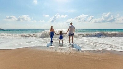 No matter what season you're looking for a beach getaway, there's something for everyone. From the crystal-clear waters of the Caribbean to the wild and rugged coastlines of the Pacific Northwest, these 8 stunning beach destinations have something for every season. (Pixabay) No matter what season you're looking for a beach getaway, there's something for everyone. From the crystal-clear waters of the Caribbean to the wild and rugged coastlines of the Pacific Northwest, these 8 stunning beach destinations have something for every season. (Pixabay)