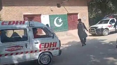 Suicide bombing in Balochistan: Injured were rushed to a nearby hospital. (Twitter screengrab)