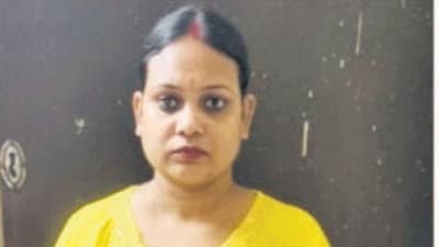 “After registering the case, we inspected the spot and found that the lock of the door and the safe had been broken with a screwdriver. However, we did not find it in the flat,” said Satish Gadhve, senior police inspector of Kurar police station. “We then called the forensic lab experts to take the fingerprints and other evidence from the crime scene.” (HT PHOTO) “After registering the case, we inspected the spot and found that the lock of the door and the safe had been broken with a screwdriver. However, we did not find it in the flat,” said Satish Gadhve, senior police inspector of Kurar police station. “We then called the forensic lab experts to take the fingerprints and other evidence from the crime scene.” (HT PHOTO)
