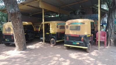 E-rickshaws go off road in Matheran E-rickshaws go off road in Matheran