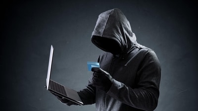 Scammers are taking help of digital banking services to cheat people. Scammers are taking help of digital banking services to cheat people.