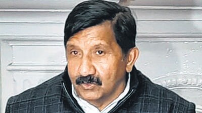 Himachal Pradesh deputy chief minister Mukesh Agnihotri addressing a press conference at Shimla on Tuesday. (HT Photo)