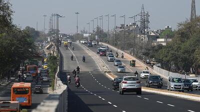 The newly constructed Ashram Flyover Extension on Tuesday. (Sanchit Khanna/HT Photo) The newly constructed Ashram Flyover Extension on Tuesday. (Sanchit Khanna/HT Photo)
