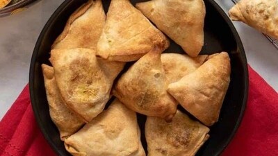 Bake goodies at home rather than purchasing from bakeries. This will help cut down not only on sugars but hydrogenated oil/dalda/vanaspati oil as well and reduce your risk of getting cardiovascular diseases. (Pinterest) Bake goodies at home rather than purchasing from bakeries. This will help cut down not only on sugars but hydrogenated oil/dalda/vanaspati oil as well and reduce your risk of getting cardiovascular diseases. (Pinterest)