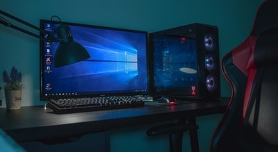 Working on a desktop can get problematic if you do not have a good monitor to go with it. Samsung monitors are a good option. (Unsplash) Working on a desktop can get problematic if you do not have a good monitor to go with it. Samsung monitors are a good option. (Unsplash)