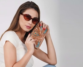 Wallets that are compact in size and sleek in design are the best. (Pexels) Wallets that are compact in size and sleek in design are the best. (Pexels)