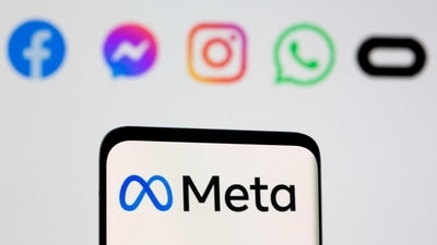 The Meta logo on smartphone in front of logo of Facebook, Messenger, Instagram, WhatsApp, Oculus in this illustration picture taken October 28, 2021. REUTERS/Dado Ruvic/Illustration/File Photo (REUTERS)