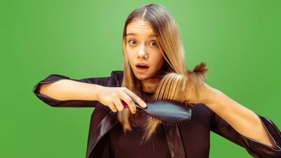 Hair Straightening Brush - A hair straightening brush combines the benefits of a hairbrush and a straightener, allowing you to quickly and easily straighten your hair while also detangling and smoothing it out. (freepik ) Hair Straightening Brush - A hair straightening brush combines the benefits of a hairbrush and a straightener, allowing you to quickly and easily straighten your hair while also detangling and smoothing it out. (freepik )