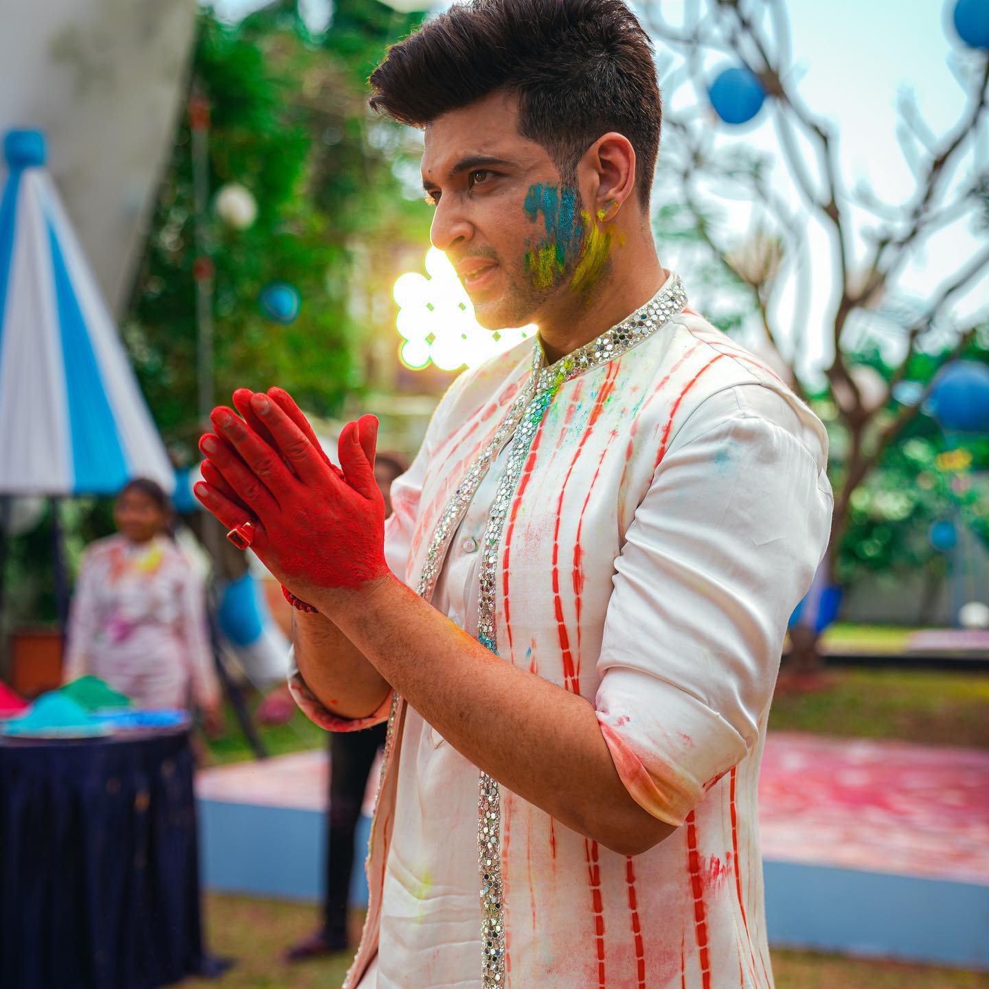 Make a stylish splash this Holi Make a stylish splash this Holi