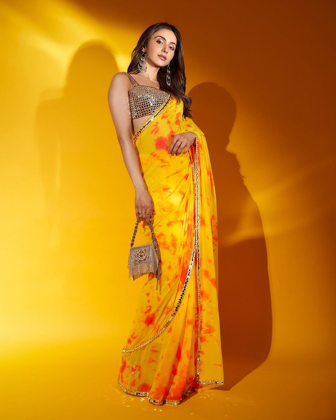 Make a stylish splash this Holi Make a stylish splash this Holi
