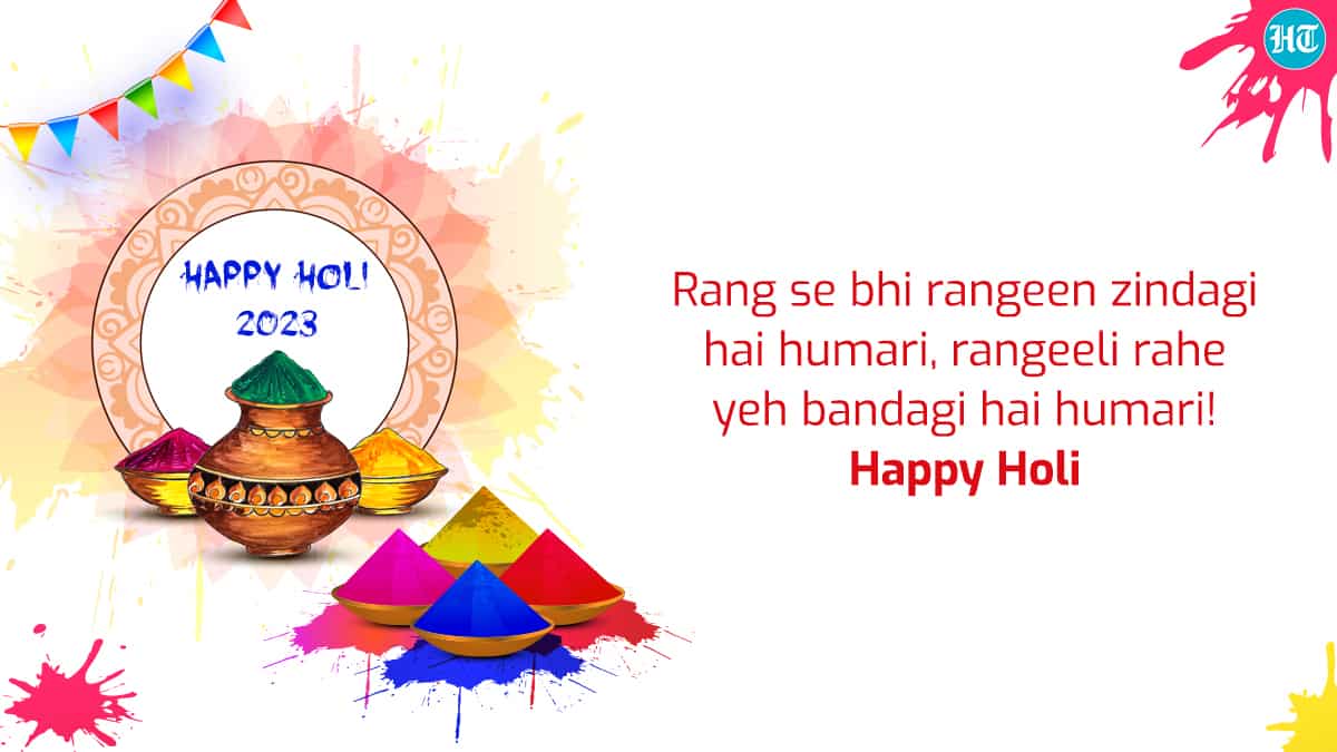 On Holi, mouth-watering dishes and sweets like Gujiya are prepared at home (HT Photo) On Holi, mouth-watering dishes and sweets like Gujiya are prepared at home (HT Photo)