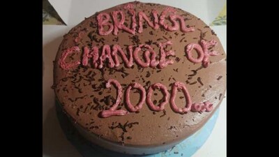 Pakistani bakery confuses customer's message for cake. (Twitter/@jrshami) Pakistani bakery confuses customer's message for cake. (Twitter/@jrshami)