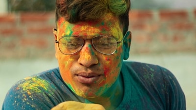 Holi 2023 skincare routine: 5 ways you can keep your skin safe and healthy after the festival of colours (Photo by MANISH MISHRA on Unsplash ) Holi 2023 skincare routine: 5 ways you can keep your skin safe and healthy after the festival of colours (Photo by MANISH MISHRA on Unsplash )