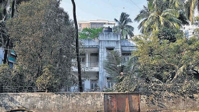 Mumbai, India - March 09, 2023: A general view of Felstead Villa, at Santacruz, in Mumbai, India, on Thursday, March 09, 2023. (Photo by Vijay Bate/HT Photo) (HT PHOTO) Mumbai, India - March 09, 2023: A general view of Felstead Villa, at Santacruz, in Mumbai, India, on Thursday, March 09, 2023. (Photo by Vijay Bate/HT Photo) (HT PHOTO)