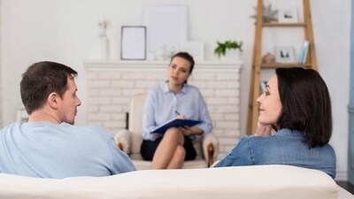 When things start to feel overwhelming, it may be time to consider seeking professional support through marriage counselling. (Shutterstock) When things start to feel overwhelming, it may be time to consider seeking professional support through marriage counselling. (Shutterstock)