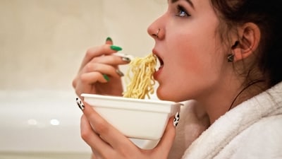 Instant noodles may be convenient and easy to prepare, they should be consumed in moderation and as part of a balanced diet that includes a variety of nutrient-rich foods. Here are a few common disadvantages of having instant noodles regularly. (Unsplash) Instant noodles may be convenient and easy to prepare, they should be consumed in moderation and as part of a balanced diet that includes a variety of nutrient-rich foods. Here are a few common disadvantages of having instant noodles regularly. (Unsplash)
