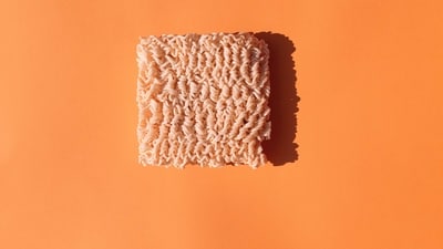 Low Nutritional Value: Instant noodles are high in calories, but they are low in essential nutrients such as protein, fiber, vitamins, and minerals. This can lead to a poor diet and nutrient deficiencies over time. (Unsplash) Low Nutritional Value: Instant noodles are high in calories, but they are low in essential nutrients such as protein, fiber, vitamins, and minerals. This can lead to a poor diet and nutrient deficiencies over time. (Unsplash)