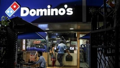Pizzas in 20 minutes: Domino's launches new service in Bengaluru (Dhiraj Singh/Bloomberg) Pizzas in 20 minutes: Domino's launches new service in Bengaluru (Dhiraj Singh/Bloomberg)