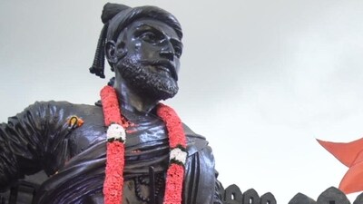 Chhatrapati Shivaji Maharaj statue (Vijay Bate/HT Photo) Chhatrapati Shivaji Maharaj statue (Vijay Bate/HT Photo)