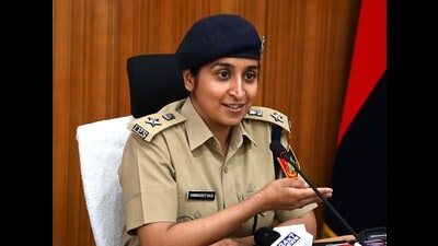 Chandigarh SSP Kanwardeep Kaur interacting with media at the police headquarter, Sector 9, Chandigarh. (Keshav Singh/HT)