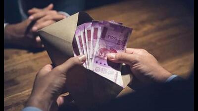 The Punjab Vigilance Bureau (VB) on Friday nabbed assistant sub-inspector (ASI) Balraj Singh, posted at the Civil Lines police station, Patiala, for demanding and accepting a bribe of  ₹8,500.