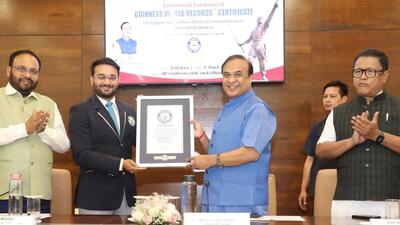 The certificate was handed over to Assam chief minister by Guinness World Records adjudicator Swapnil Dangarikar. (Twitter | Himanta Biswa Sarma) The certificate was handed over to Assam chief minister by Guinness World Records adjudicator Swapnil Dangarikar. (Twitter | Himanta Biswa Sarma)