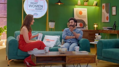 Kareena Kapoor with Ranbir Kapoor on an episode of What Women Want. Kareena Kapoor with Ranbir Kapoor on an episode of What Women Want.