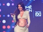 Sonam Kapoor lauded Antara Marwah for flaunting her baby bump on ramp. Sonam Kapoor lauded Antara Marwah for flaunting her baby bump on ramp.