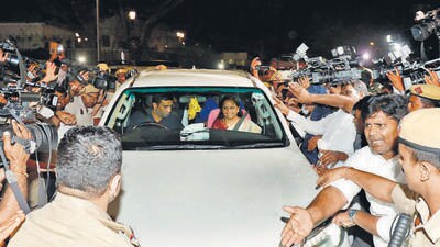 Bandi Sanjay’s remark on Kavitha stirs triggers row Bandi Sanjay’s remark on Kavitha stirs triggers row
