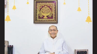 Mumbai, India - March 11, 2023: Dr. Vivekanand Rege poses for the photo at his residence, at Mahim, in Mumbai, India, on Saturday, March 11, 2023. (Photo by Bhushan Koyande/HT Photo) (HT PHOTO) Mumbai, India - March 11, 2023: Dr. Vivekanand Rege poses for the photo at his residence, at Mahim, in Mumbai, India, on Saturday, March 11, 2023. (Photo by Bhushan Koyande/HT Photo) (HT PHOTO)