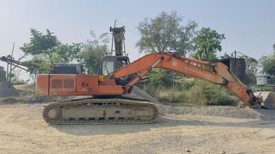 The team also seized the equipment used in illegal mining activities, including the two tippers and the JCB machine. (HT Photo)
