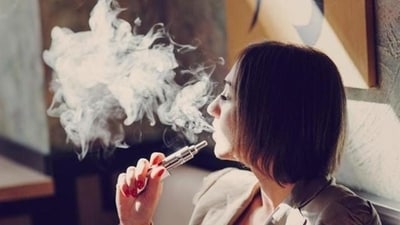 Vaping is smoking e-cigarettes that are for individual use and burns nicotine and other substances, at high temperature to produce vapours. (Shutterstock) Vaping is smoking e-cigarettes that are for individual use and burns nicotine and other substances, at high temperature to produce vapours. (Shutterstock)