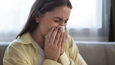 Sore throats can be caused by a variety of factors, including viral infections such as the common cold or flu, bacterial infections such as strep throat, allergies, air pollution, and dry air. Treatment for a sore throat depends on the underlying cause and may include rest, hydration, over-the-counter pain relievers, and prescription medications. There are several home remedies that can help alleviate a terrible sore throat. (Unsplash) Sore throats can be caused by a variety of factors, including viral infections such as the common cold or flu, bacterial infections such as strep throat, allergies, air pollution, and dry air. Treatment for a sore throat depends on the underlying cause and may include rest, hydration, over-the-counter pain relievers, and prescription medications. There are several home remedies that can help alleviate a terrible sore throat. (Unsplash)
