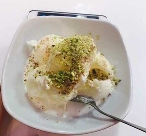 Afghani Ice cream (pinterest) Afghani Ice cream (pinterest)