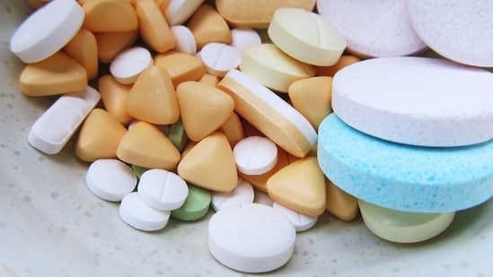 Throat Lozenges: Sucking on throat lozenges or hard candies can help to soothe a sore throat and reduce pain.&nbsp;(Pexels)