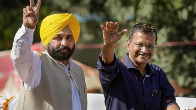 Delhi chief minister and AAP convenor Arvind Kejriwal (right) and Punjab chief minister Bhagwant Mann (left) (PTI Photo) Delhi chief minister and AAP convenor Arvind Kejriwal (right) and Punjab chief minister Bhagwant Mann (left) (PTI Photo)