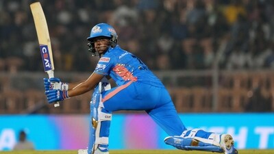 Harmanpreet Kaur (PTI) Harmanpreet Kaur (PTI)