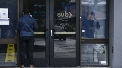 The implications of the collapse of SVB on Indian-Americans and their companies are very serious. (Bloomberg) The implications of the collapse of SVB on Indian-Americans and their companies are very serious. (Bloomberg)