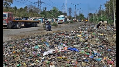 The poor condition of a road at focal point area in Ludhiana on Sunday. (Gurpreet Singh/HT) The poor condition of a road at focal point area in Ludhiana on Sunday. (Gurpreet Singh/HT)