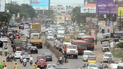 The stretches see regular traffic jams causing inconvenience to commuters who have been asking authorities to address the issue. Elevated routes will help decongest traffic on the routes. (REPRESENTATIVE PHOTO) The stretches see regular traffic jams causing inconvenience to commuters who have been asking authorities to address the issue. Elevated routes will help decongest traffic on the routes. (REPRESENTATIVE PHOTO)