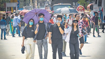 Under the common alerting protocol, agencies such as the Met department, Central Water Commission and Forest Survey of India, among others, issue warnings to disseminating agencies like cellular networks, radio and television stations and other mass dissemination channels. The workflow is monitored by the disaster management authorities. (HT) Under the common alerting protocol, agencies such as the Met department, Central Water Commission and Forest Survey of India, among others, issue warnings to disseminating agencies like cellular networks, radio and television stations and other mass dissemination channels. The workflow is monitored by the disaster management authorities. (HT)