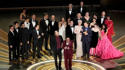 The Oscars 2023 or the 95th Academy Awards were held on Sunday, March 12, 2023 at the Dolby Theatre in Los Angeles. Needless to say, the iconic red carpet treated us to some of fashion’s highest highs as well as some unusual ensembles and bizarre outfits. Here's a list of the best and worst dressed celebrities from the history-making night this year: (Chris Pizzello/Invision/AP Photo) The Oscars 2023 or the 95th Academy Awards were held on Sunday, March 12, 2023 at the Dolby Theatre in Los Angeles. Needless to say, the iconic red carpet treated us to some of fashion’s highest highs as well as some unusual ensembles and bizarre outfits. Here's a list of the best and worst dressed celebrities from the history-making night this year: (Chris Pizzello/Invision/AP Photo)